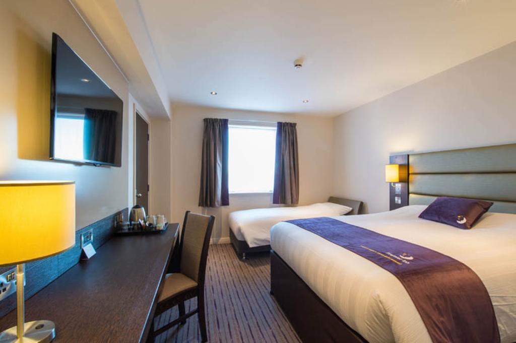 Premier Inn London Romford Central Zimmer foto