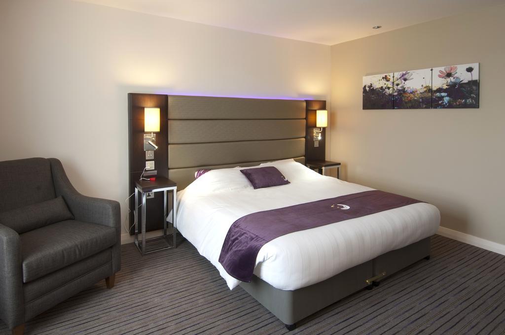 Premier Inn London Romford Central Zimmer foto